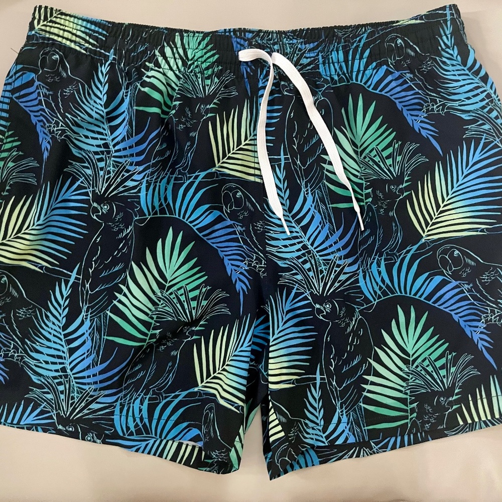 Men's Chubbies Classic Swim Trunks 'The Tropicadas" Never Worn XXL 5.5" inseam